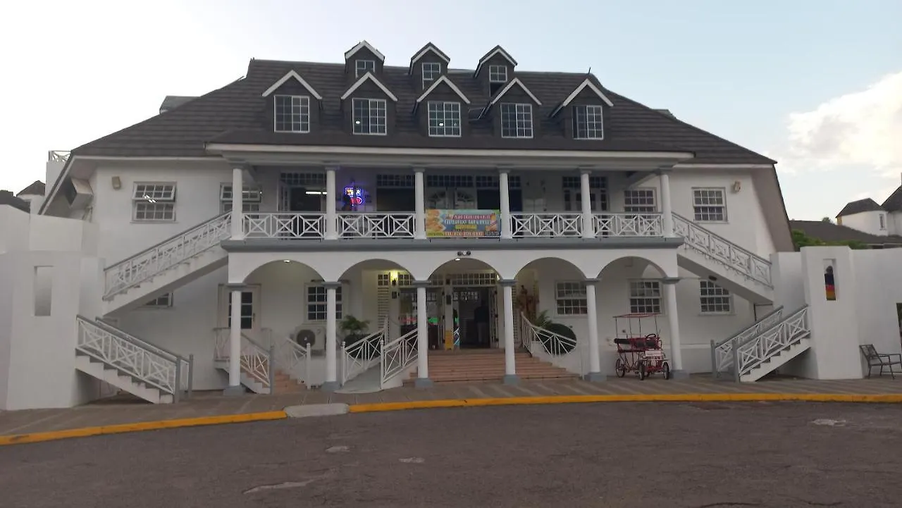 Beach Studio 20 Ocho Rios 0*,